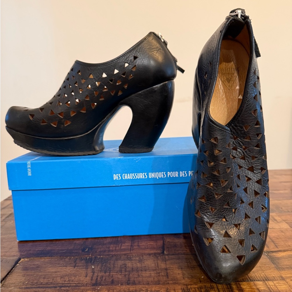 Fluevog Prepare Hi Rappel Leather Platform Shoe size 8